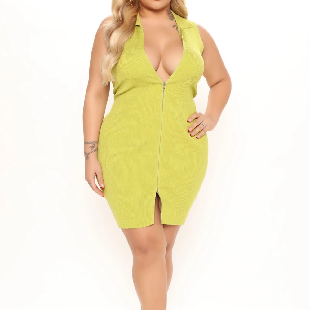 Midi green sweater dress